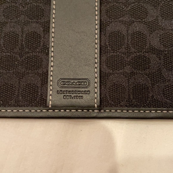Coach wristlet - Picture 6 of 6